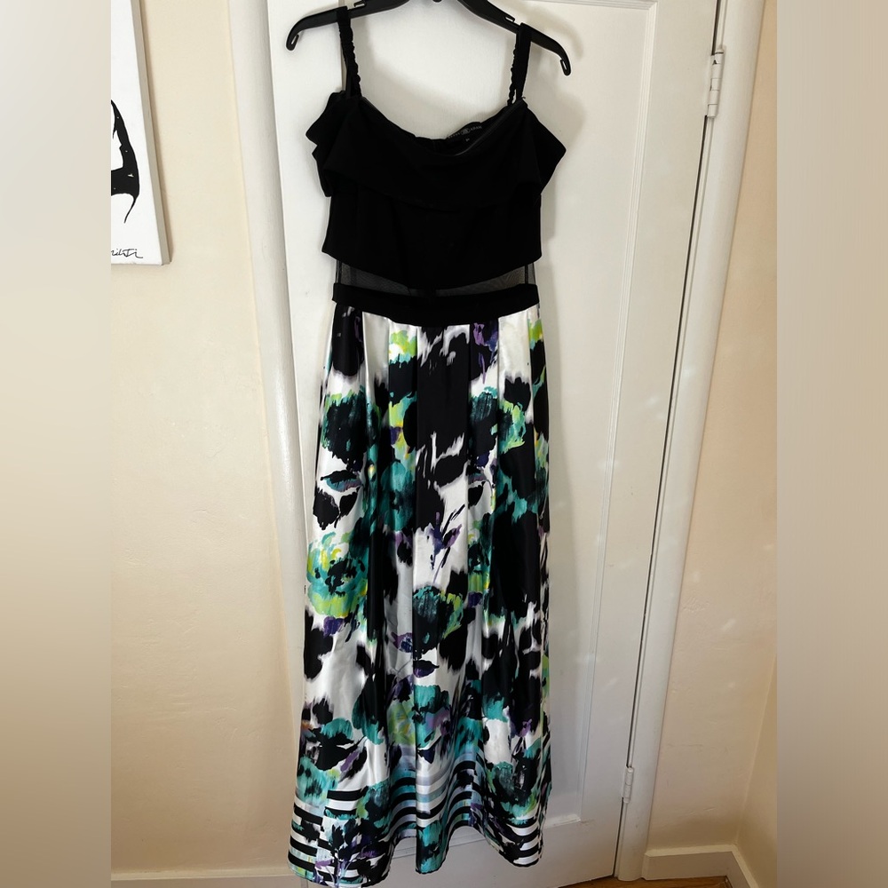 Betsy & Adam Size 10 Off Shoulder A Frame Silk bottom mesh mid maxi dress